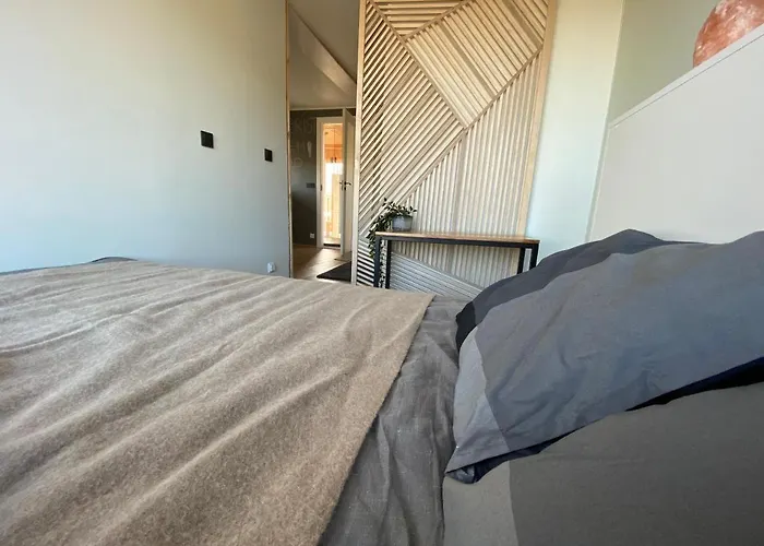 بيت للعطل Cozy House With Sauna By The